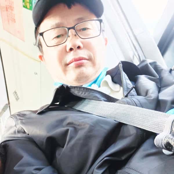 上海56岁单身帅哥真诚找对象-汉中征婚相亲网