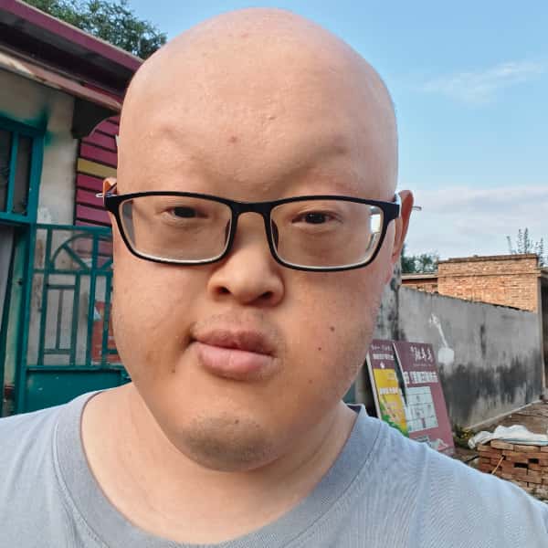 山东27岁单身帅哥真诚找对象-汉中征婚相亲网